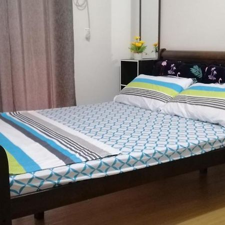 Pine Suites Tagaytay 2 Bedroom W/ Netflix And Parking, Wifi, Balcony, And Great View Tagaytay City Kültér fotó